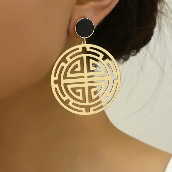 New Gold Circle Greek Hoop Hollow Statement Earrings - Picture 1 of 7
